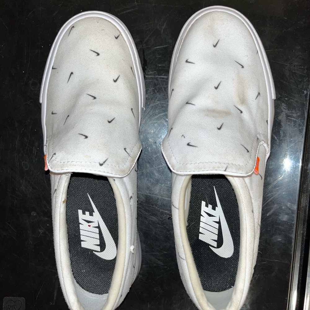 Checkered Nike Slip-Ons